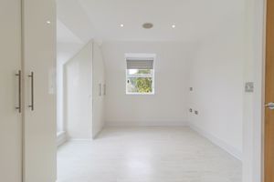Westhall Road